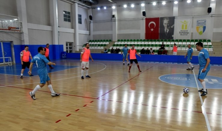 Tepebaşında dostluk kazandı