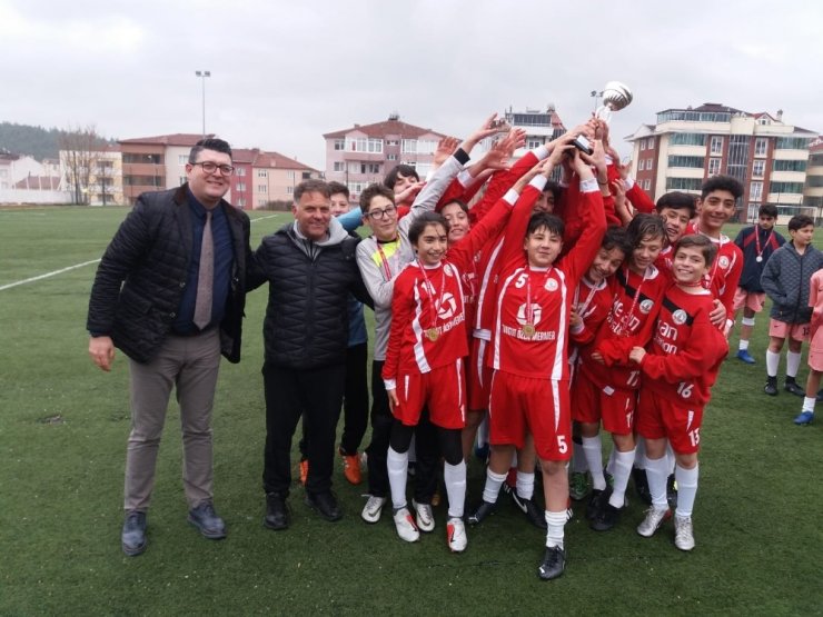 Üst üste 4 yıldır şampiyonluğu kimseye bırakmıyorlar