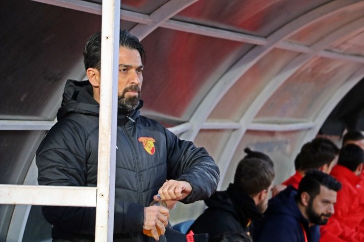 Ziraat Türkiye Kupası: Antalyaspor: 2 - Göztepe: 2 (İlk yarı)