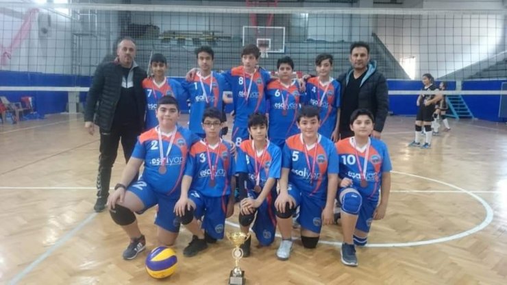 Okullar Arası Yıldız Erkekler Voleybol İl Birinciliği müsabakaları tamamlandı