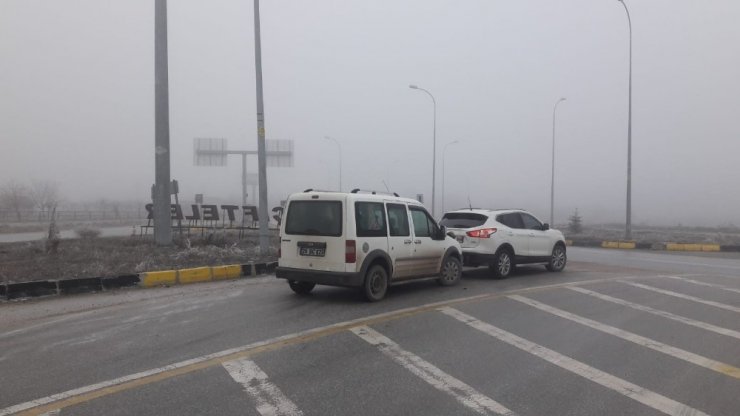 Gizli buzlanma kaza getirdi