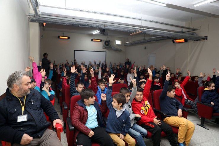 İlkadım’da Yaşar Doğu Konferansı