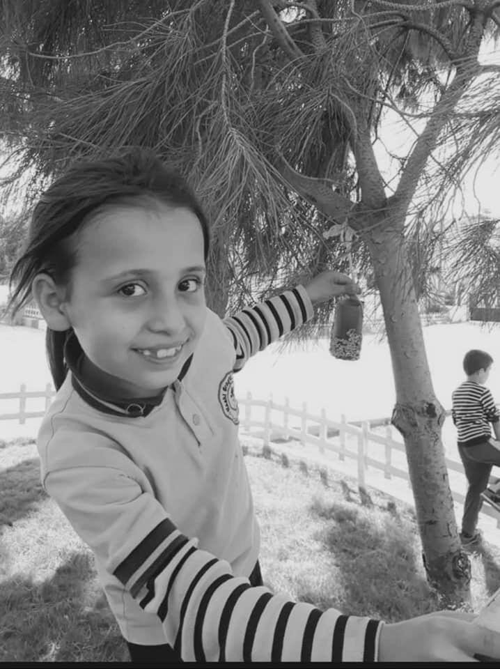 Alevlerin arasında kalan 11 yaşındaki küçük kız hayatını kaybetti