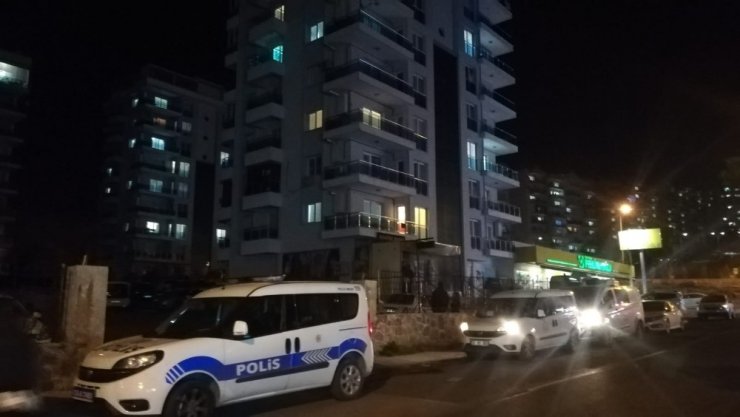 Kendisine şırıngayla sıvı enjekte eden hemşire hayatını kaybetti