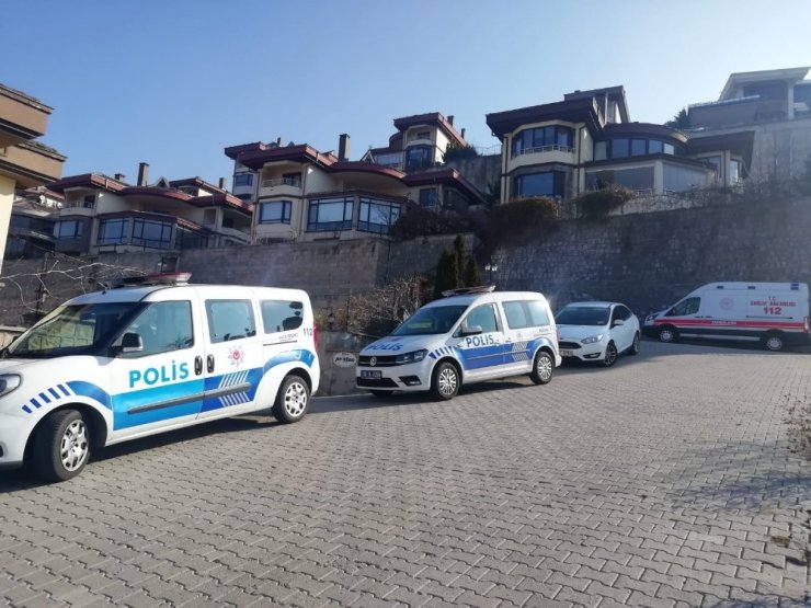 Psikolojik sorunları olan şahıs, polisi harekete geçirdi