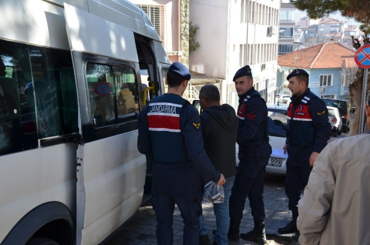 Manisa’da cinsel saldırı suçundan 4 kişi tutuklandı