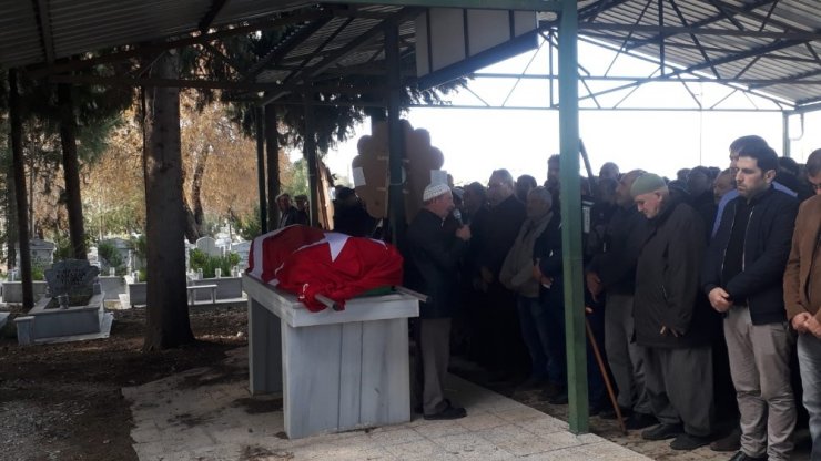 Norveç’te vurulan gencin cenazesi Antalya’da defnedildi