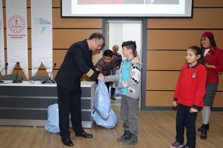 Öğrencilere havacılık faaliyetleri anlatıldı