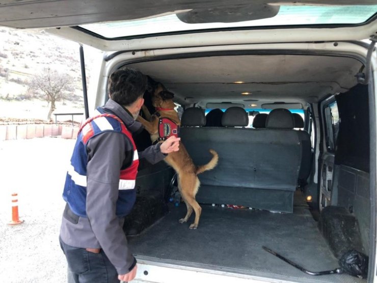 Siirt’te araması bulunan 4 kişi yakalandı
