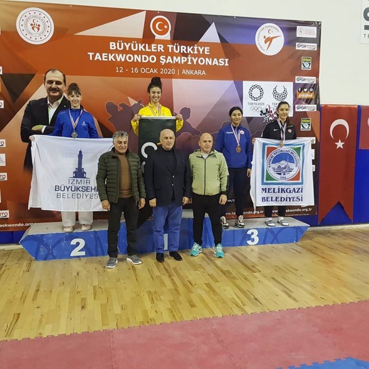 Beyza Basma Türkiye Üçüncüsü