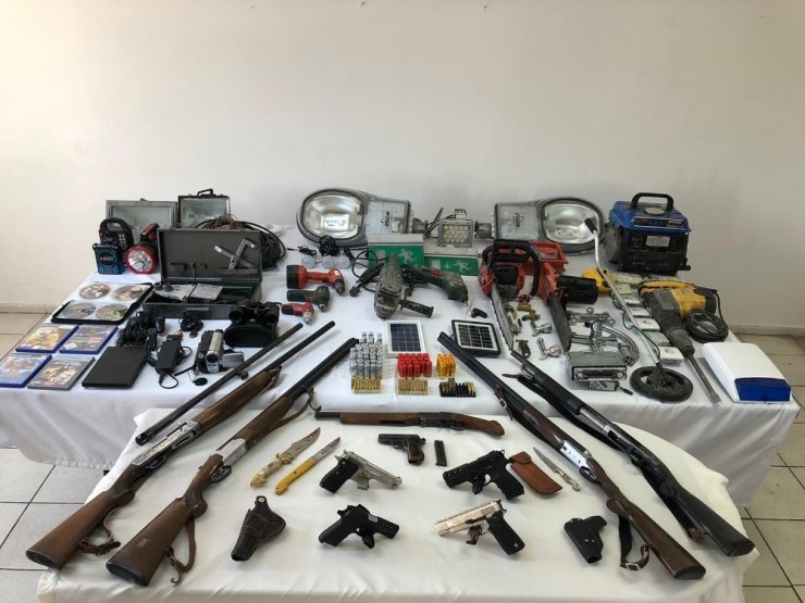 Jandarmadan silah hırsızlarına operasyon
