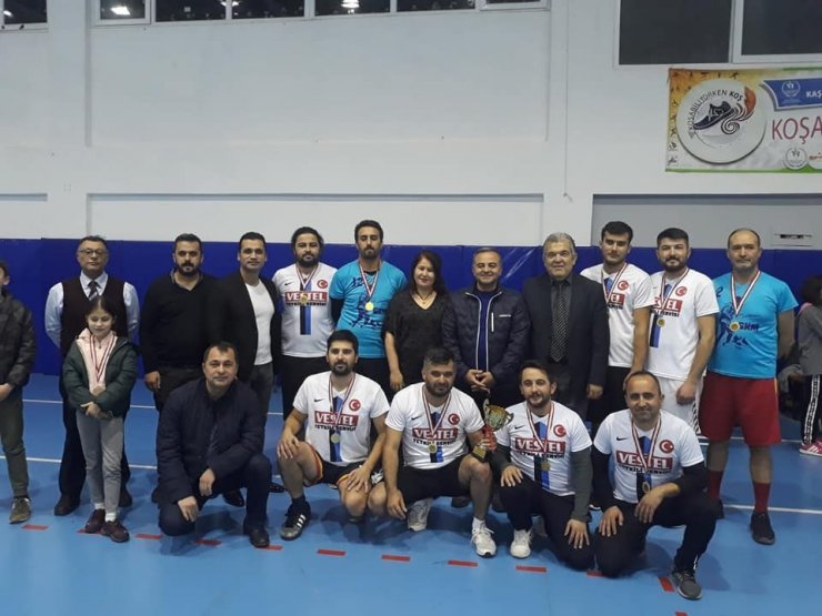 Kaş’ta voleybolun şampiyonu belli oldu