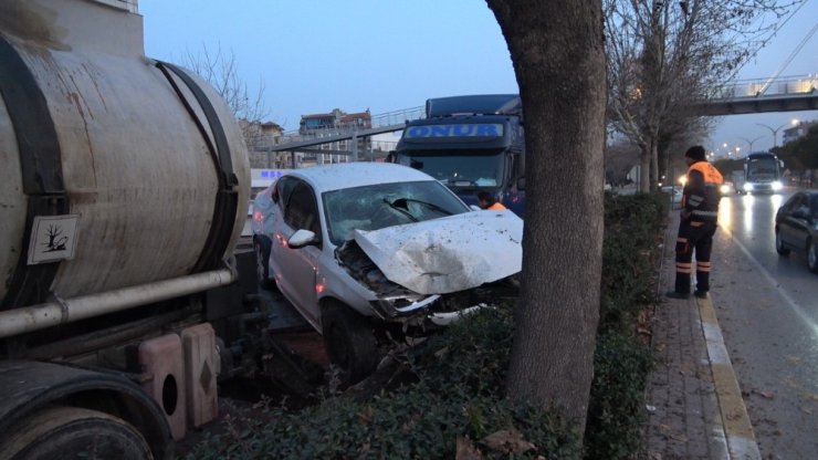 Denizli’de trafik kazası: 3 yaralı