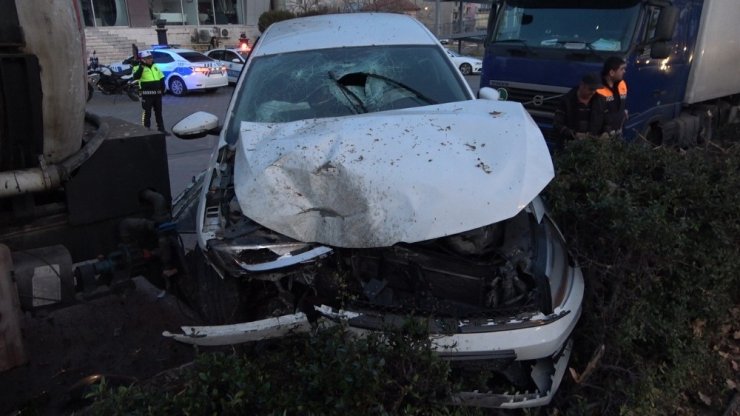 Denizli’de trafik kazası: 3 yaralı