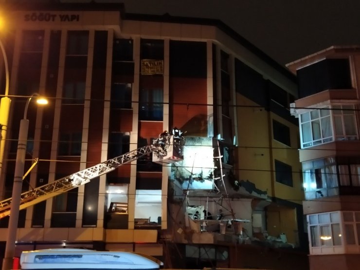 Güngören’deki doğalgaz patlamasında enkaz kaldırıldı