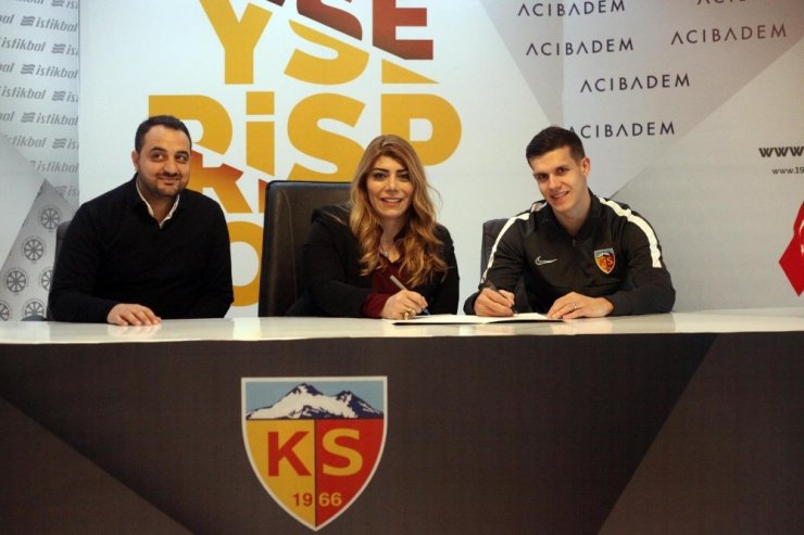 Kayserispor’dan toplu imza töreni