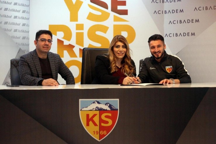 Kayserispor’dan toplu imza töreni