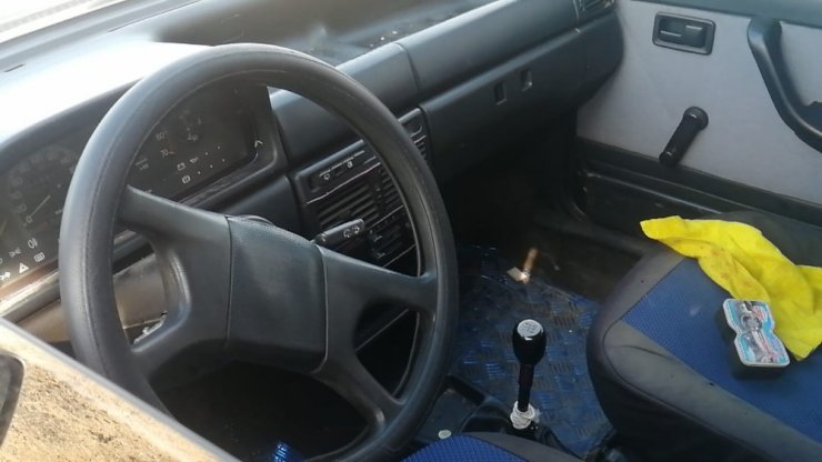 Çaldığı otomobili 2 koyuna takas etti