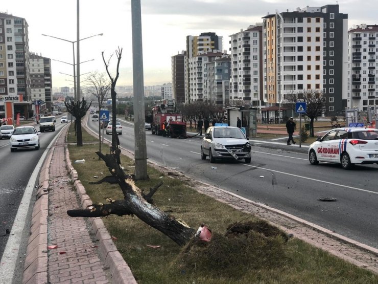 Takla atan otomobilin sürücüsü hafif yaralı olarak kurtuldu