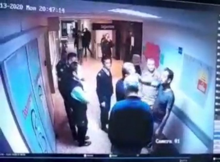 Kırık burunla ameliyat yapan doktora saldırı kamerada