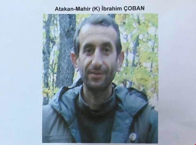 Çöp dökmeye giderken şehit edilen askerin kanı yerde kalmadı