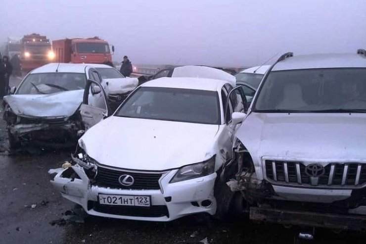 Rusya’da zincirleme trafik kazası: 2 ölü, 12 yaralı
