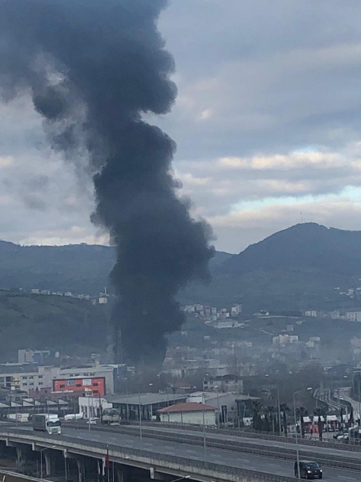 Samsun’da fabrika yangını kontrol altına alındı
