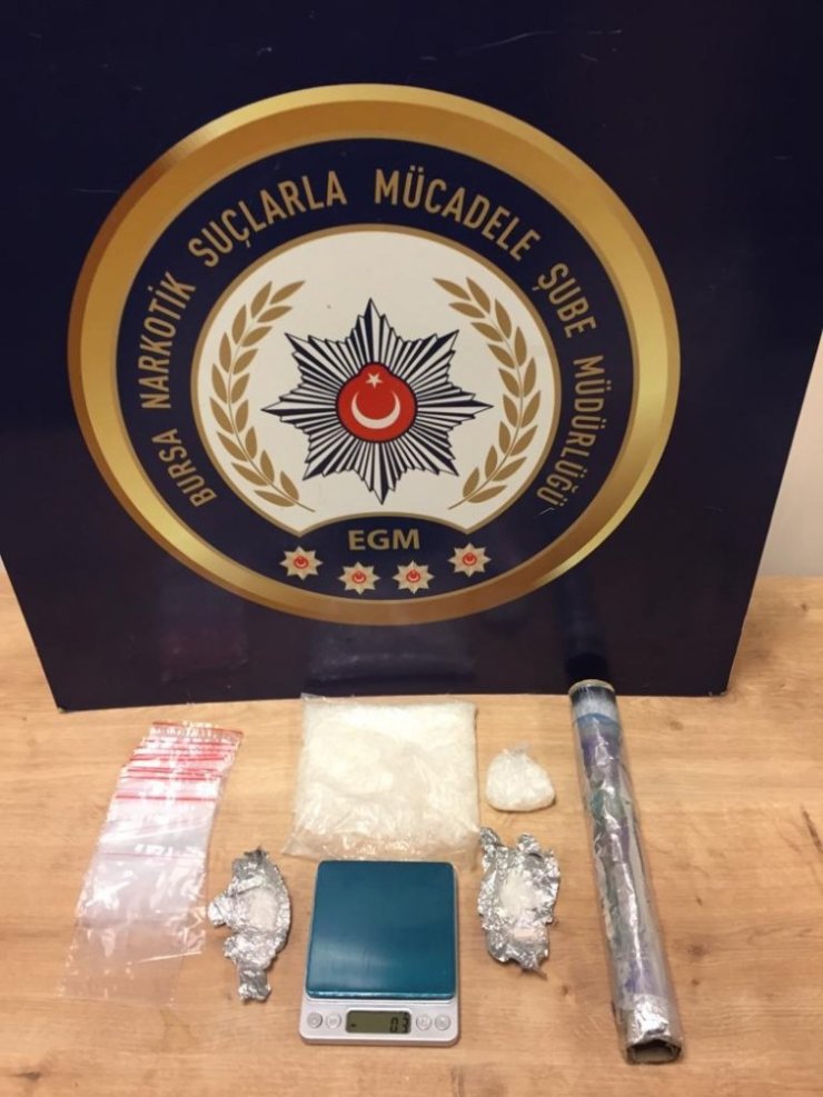 Bursa’da uyuşturucu operasyonu: 3 tutuklama