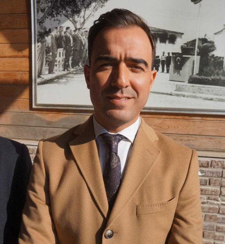 Sarıgöl CHP’de yeni başkan Eryılmaz oldu