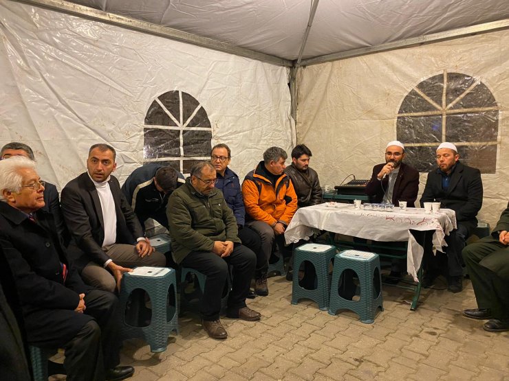 Feyzioğlu'ndan şehit Teğmen Bilir'in ailesine taziye ziyareti