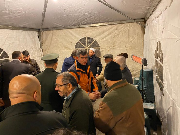 Feyzioğlu'ndan şehit Teğmen Bilir'in ailesine taziye ziyareti