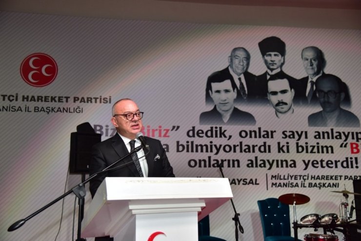 Manisa’daki MHP kadroları vefa yemeğinde buluştu