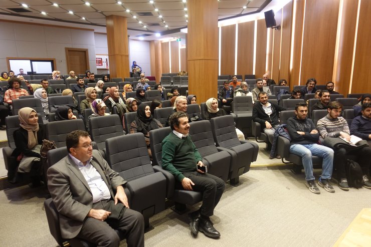 Şair İbrahim Tenekeci, Beykoz'da söyleşiye katıldı