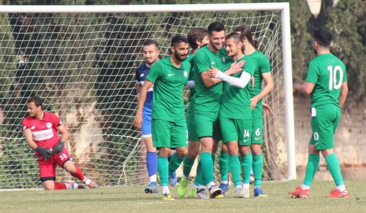 Salihli Belediyespor, ikinci devreye 3 puanla başlamak istiyor