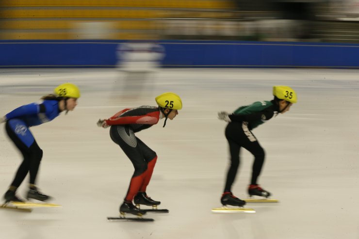 Short Track Federasyon Kupası-3 yarışları Kocaeli'de başladı
