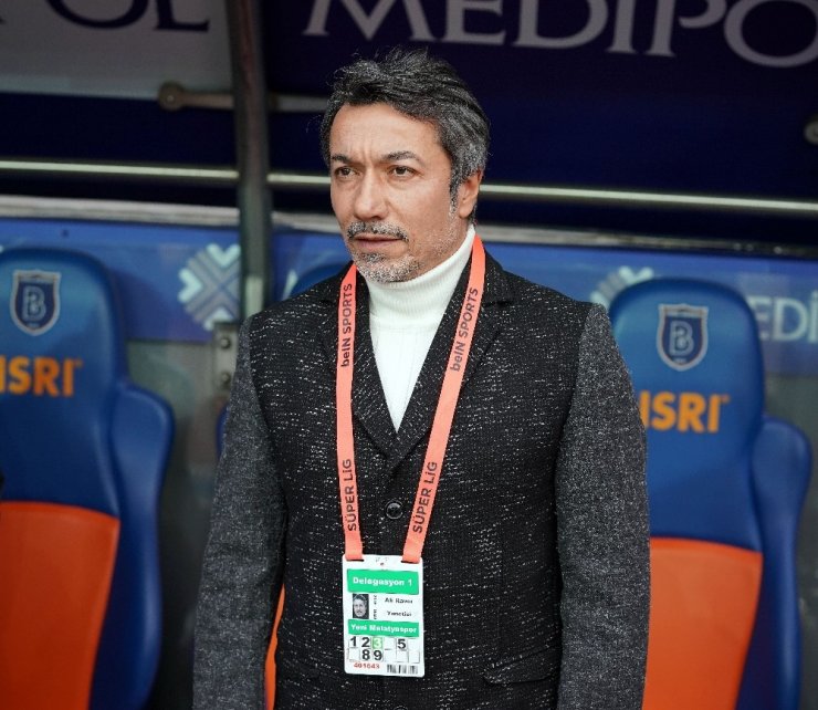 Süper Lig: Medipol Başakşehir: 1 - Yeni Malatyaspor: 0 (Maç devam ediyor)