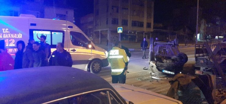 Kontrolden çıkan otomobil takla attı