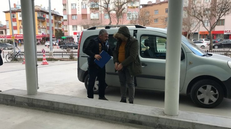 Konya’da 25 ayrı suçtan aranan cezaevi firarisi yakalandı