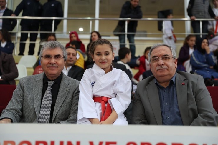 Şehit Emniyet Müdürü Okkan anısına Karate Turnuvası gerçekleştirildi