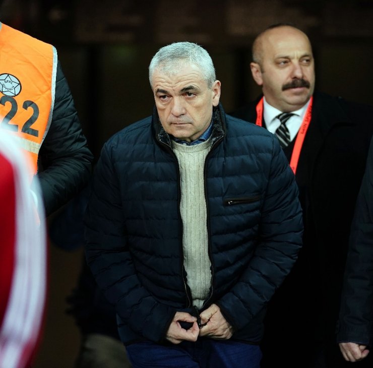 Süper Lig: Beşiktaş: 0 - Sivasspor: 1 (Maç devam ediyor)