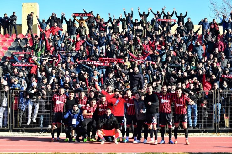 Uşakspor, Ergene Velimeşe Spor’u 2-0 mağlup etti