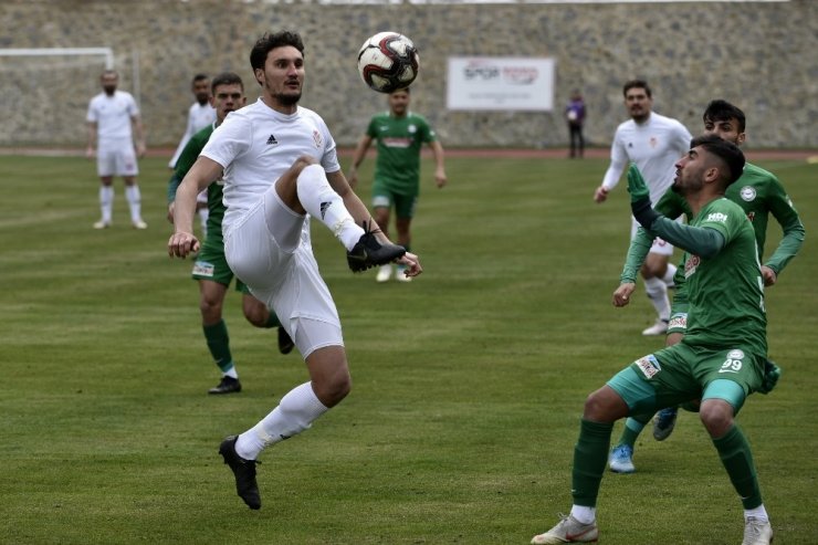 TFF 2. Lig: Gümüşhanespor: 1 - 1922 Konyaspor: 3