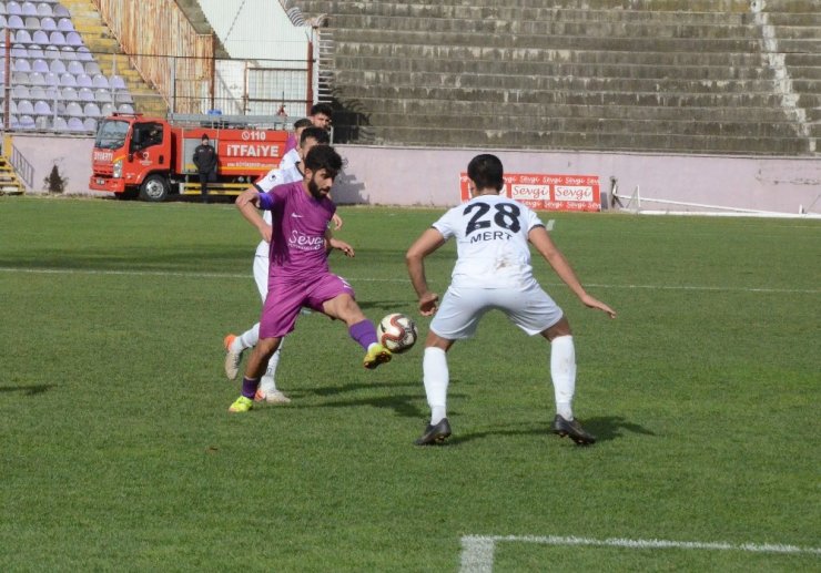 TFF 3. Lig: 52 Orduspor Futbol Kulübü: 3 - Manisaspor: 1