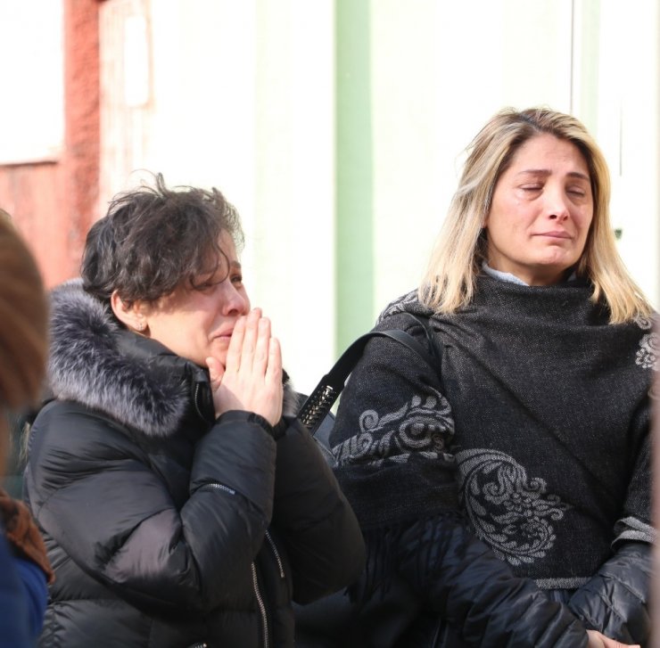 Acılı babadan eşine ve oğluna hüzünlü veda