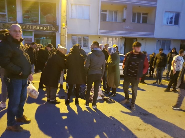 Çarptığı yaya yaralandı, otomobili bırakıp kaçtı