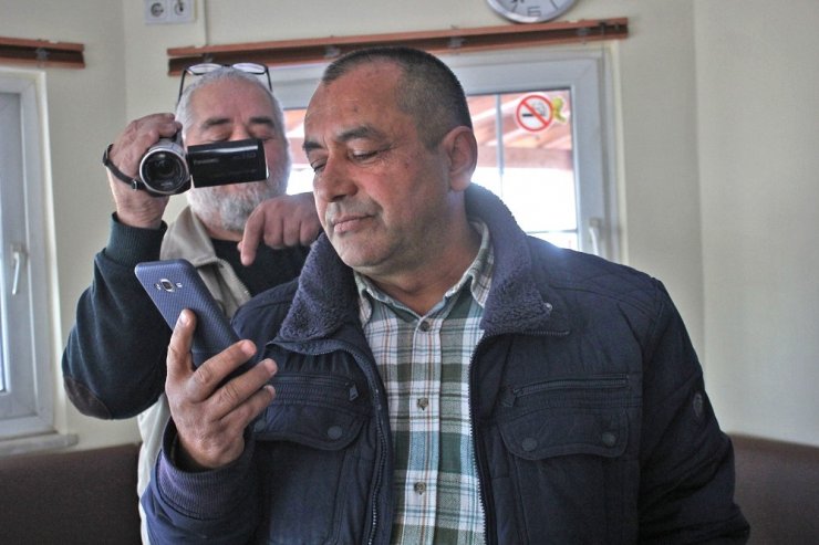 Uyanık taksiciler telefon dolandırıcılarıyla böyle eğlendi