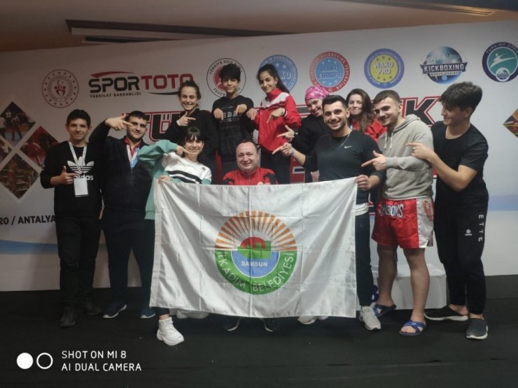 Türkiye Açık Kick Boks Şampiyonası’na İlkadım Belediyesi damga vurdu