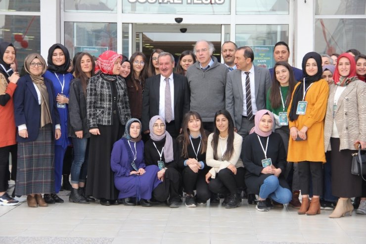 “Spor ve Sağlıklı Yaşam Kampı” Mersin’de başladı