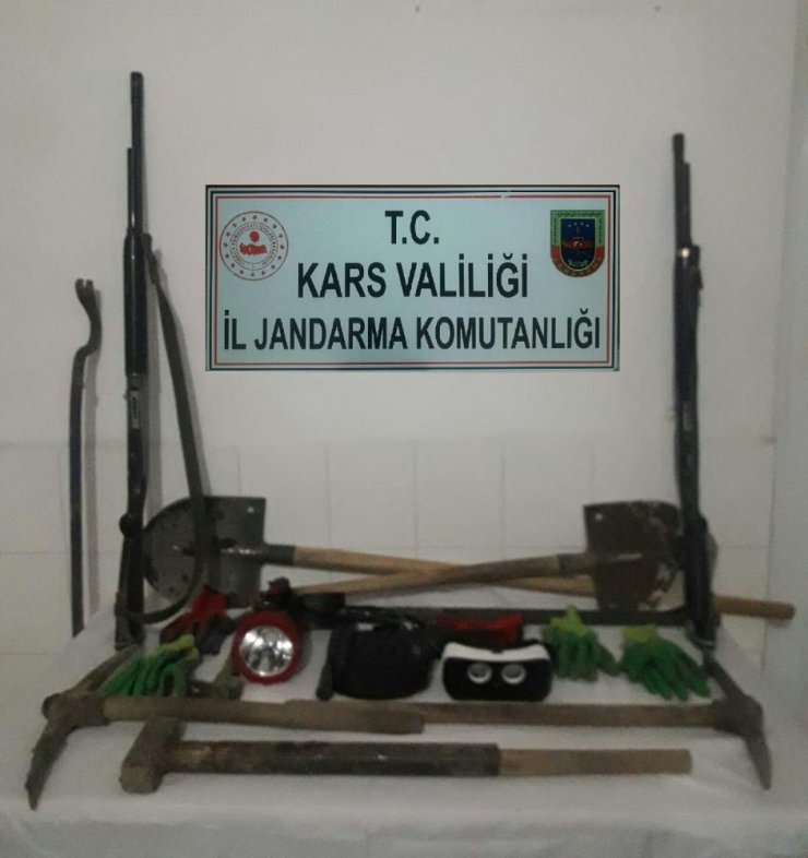 Jandarma’dan definecilere suçüstü