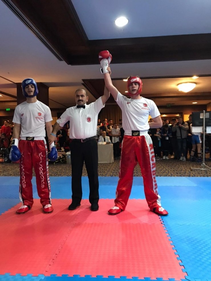 Ömer Değirmenci, Kick Boks Türkiye Şampiyonası’nda Tekirdağ’ın gururu oldu